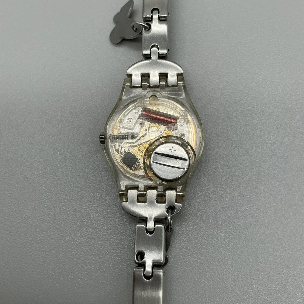 Swatch Butterfly 2009 Womens Watch 25mm Silver Tone Pink Charm New Battery 6.75